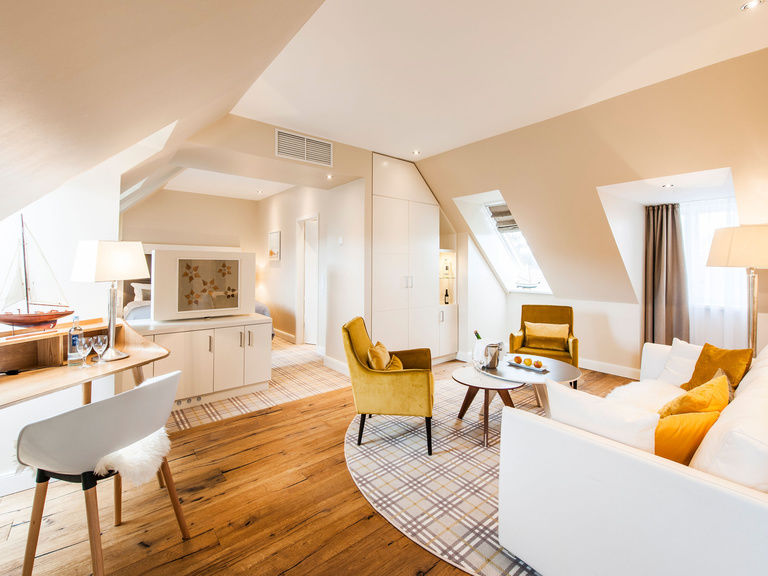 Ein Licht durchflutetes Dach-Appartement mit moderner Ausstattung.